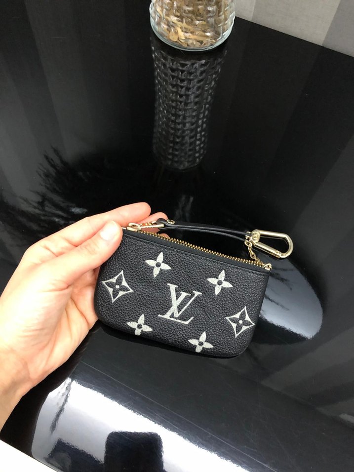 Louis Vuitton Siyah Deri Cüzdan - Görsel 2