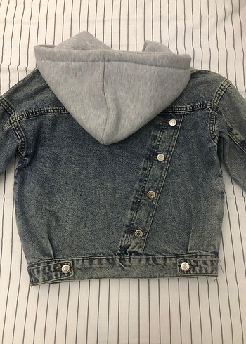 Kadın kapüşonlu kot ceket - Görsel 3