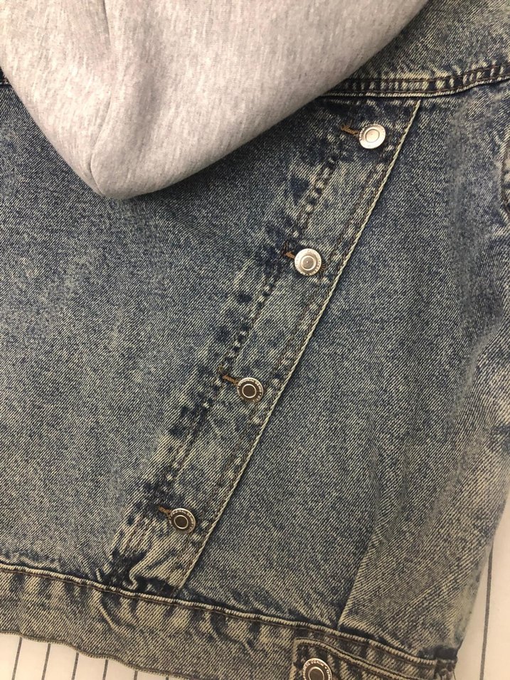 Kadın kapüşonlu kot ceket - Görsel 4