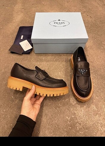 37 Beden Prada kadın loafer 