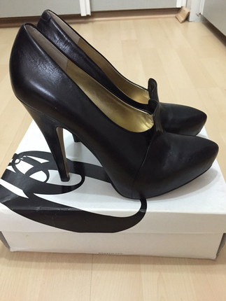 NINE WEST SIFIR DERI AYAKKABI