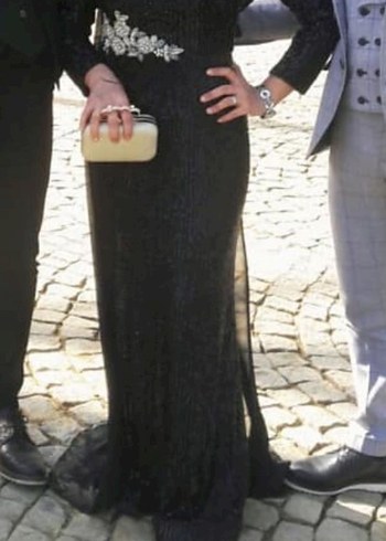 Bordo siyah tesettür elbise - Görsel 7