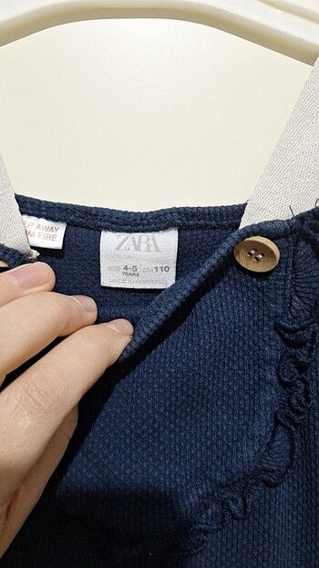 4 Yaş Beden lacivert Renk Salopet tulum 4-5 yaş Zara