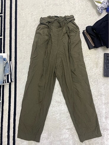 H&M yeşil pantolon