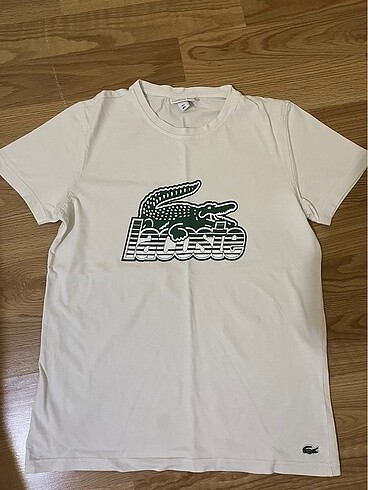 Lacoste tişört