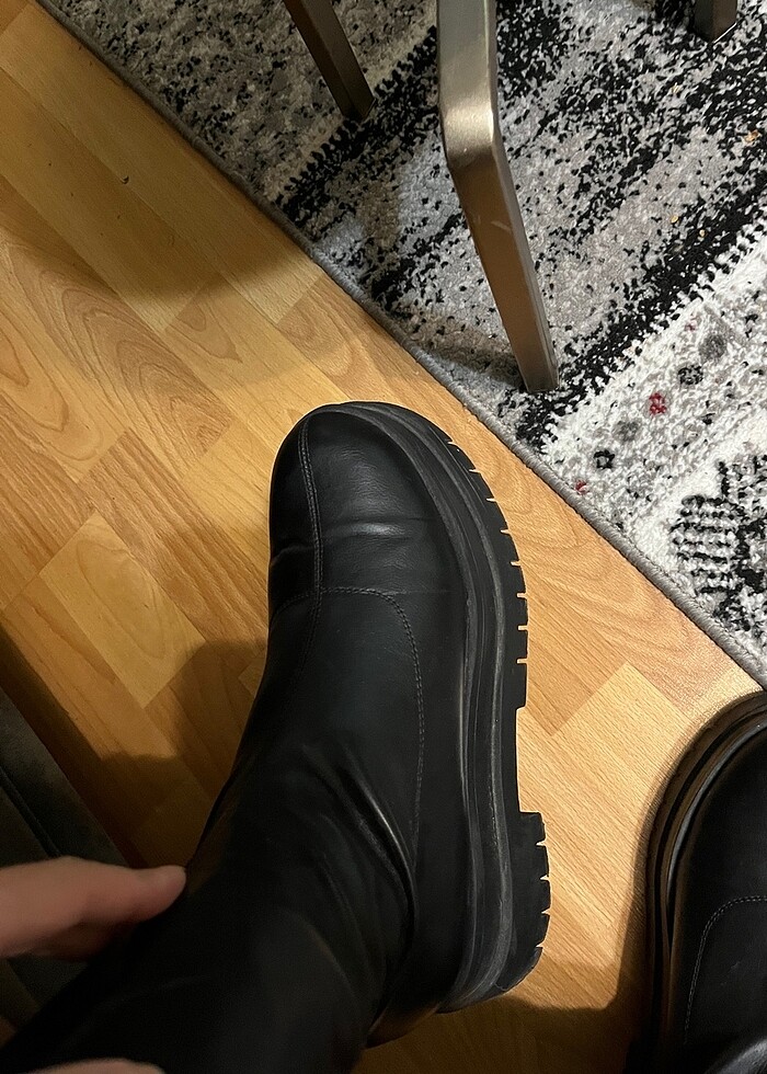 BERSHKA Dizüstü Bot - Görsel 3