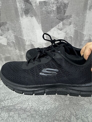 38 Beden Orjinal skechers ayakkabı