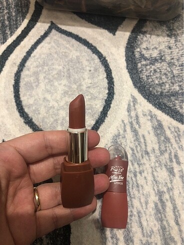 Diğer Lipstick