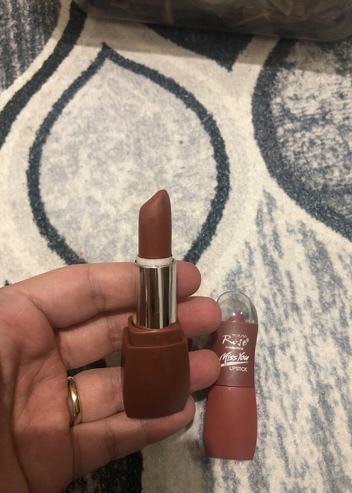 Lipstick - Görsel 2