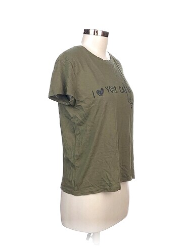 Bershka Bershka T-shirt %70 İndirimli.