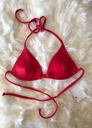Bikini üstü