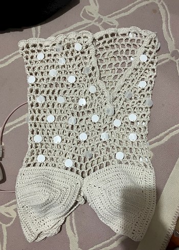 Diğer Dantel İşlemeli Beyaz Mini Örgü Bluz