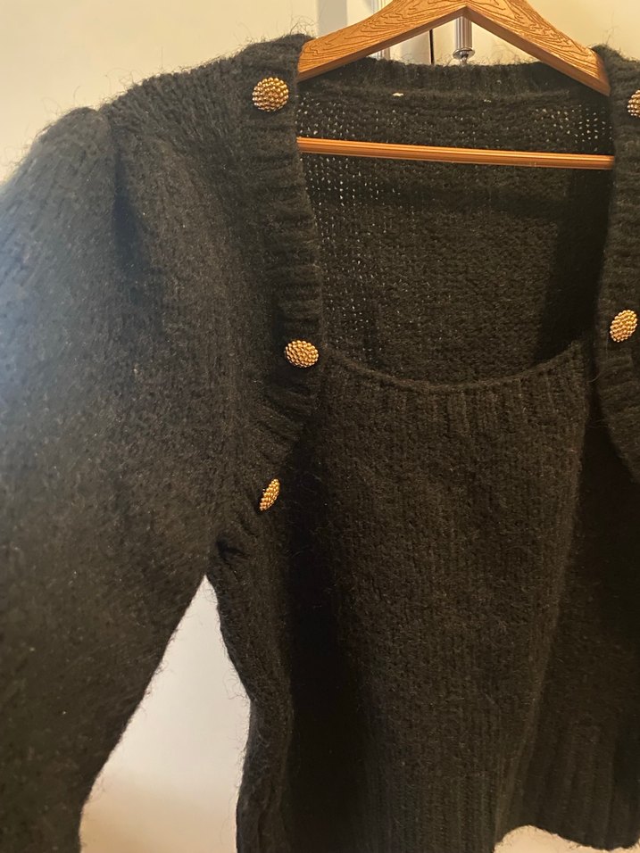 Düğmeli Siyah Fitilli Triko Kazak - Görsel 2