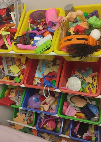 Renkli Çoklu Oyuncak Kutuları - Görsel 2