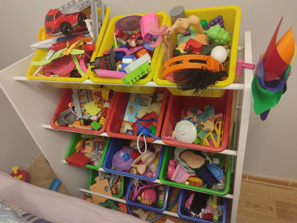 Renkli Çoklu Oyuncak Kutuları - Görsel 2