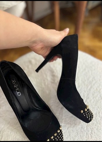 Siyah 
DERİMOD Süet Taşlı Topuklu Kadın Ayakkabı - Görsel 3