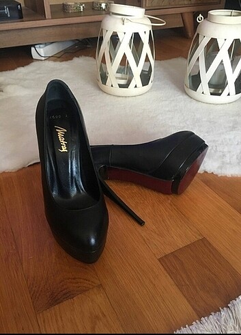 37 Beden siyah Renk Yeni ayakkabı orjinal