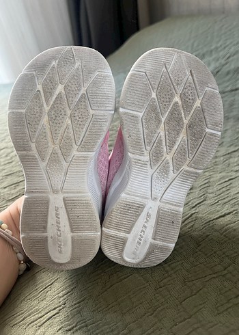 24 Beden pembe Renk Skechers ayakkabı