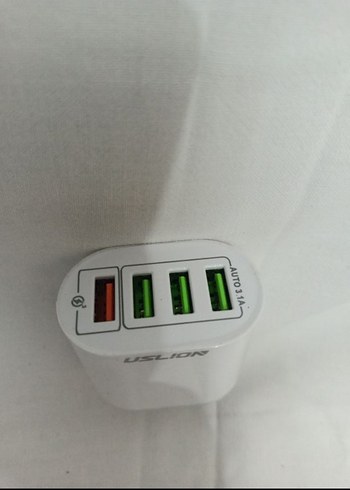 Beyaz 4 Portlu USB Telefon Şarj Cihazı