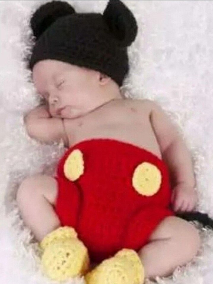 NAKIŞLI ÖRGÜ MİCKEY FARE MODELİ BEBEK TAKIMI - Görsel 4