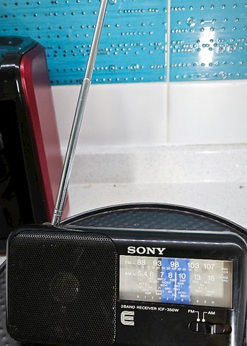 Sony Mavi Radyo Alıcısı