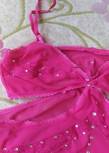 Pembe Nakışlı Bant Askılı Midi Gecelik - Görsel 3