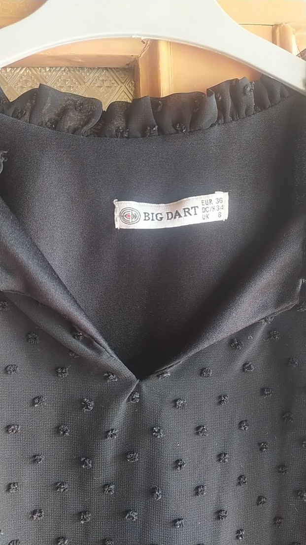 Düğmeli Siyah V Yaka Uzun Kollu Bluz - Görsel 3