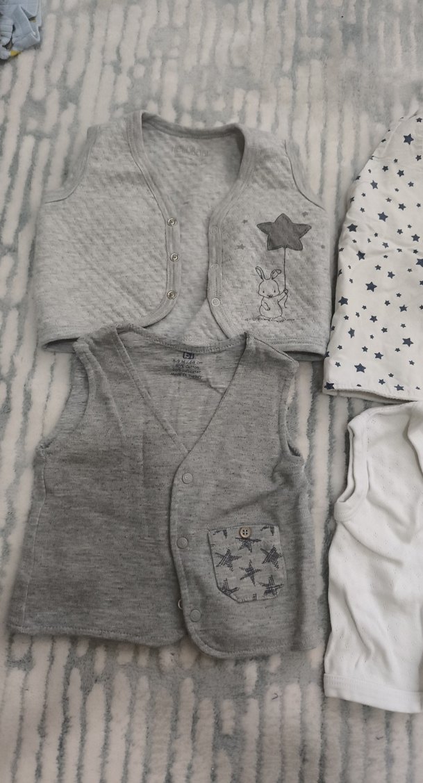 Gri Bebek Yelekleri, Düğmeli, Kolsuz - Görsel 2