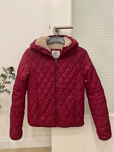 LCW mont