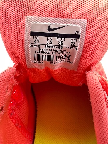 36 Beden çeşitli Renk Nike Spor Ayakkabı %70 İndirimli.