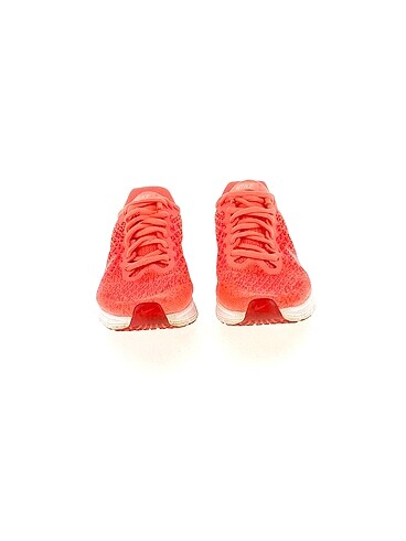 36 Beden Nike Spor Ayakkabı %70 İndirimli.