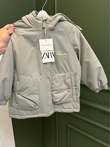 Zara Kapüşonlu Mont (3 Yaş)