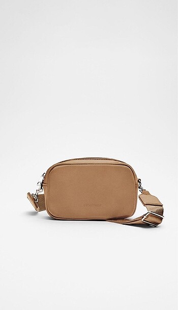 Stradivarius Kumaş Çapraz Askılı Çanta