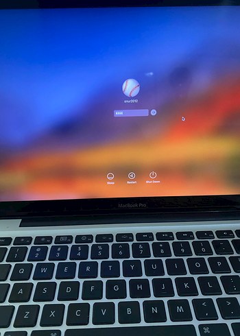 Apple MacBook Pro İ5 Dizüstü Bilgisayar - Görsel 6