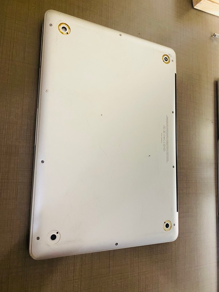 Apple MacBook Pro İ5 Dizüstü Bilgisayar - Görsel 3