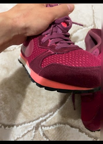37,5 Beden pembe Renk Nike spor ayakkabı hiç giyilmedi
