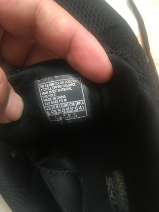 42 Beden Skechers spor ayakkabı 