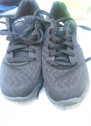 38 Beden Skechers spor ayakkabı