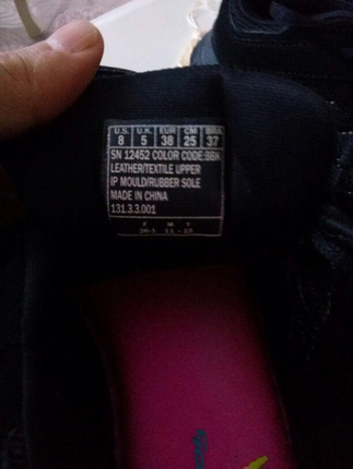 Skechers çok temiz 