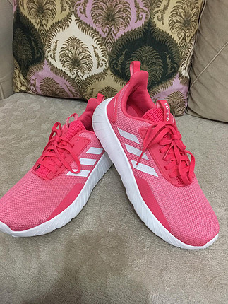 38 Beden Adidas sıfır ürün