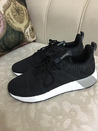 42 Beden Adidas sıfır ürün