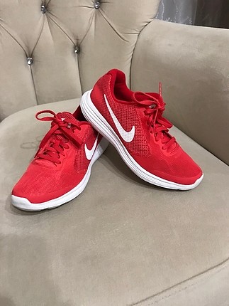 Nike spor