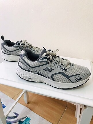 44 Beden Skechers