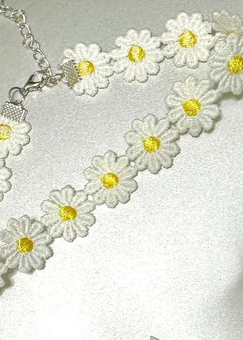 Accessorize Dantel Papatya Örgü Choker Kolye