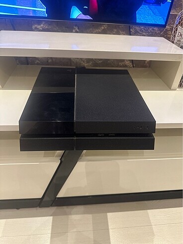 PS4 (playstation) slim