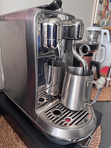 Nespresso kahve makinesi