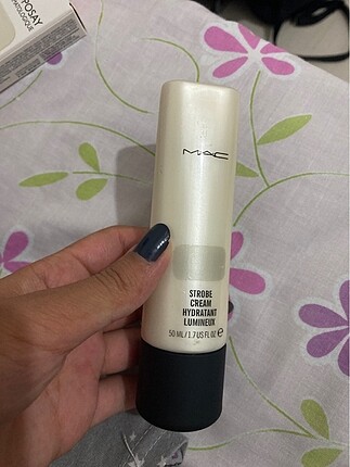 MAC Strobe Cream Silverlite