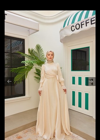Beyaz nikah elbisesi