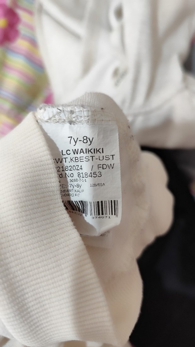 sweatshirt ve kot pantolon - Görsel 4