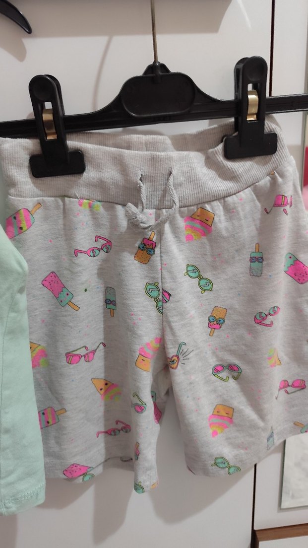 LC Waikiki Kız 2 tşört 1 şort - Görsel 5